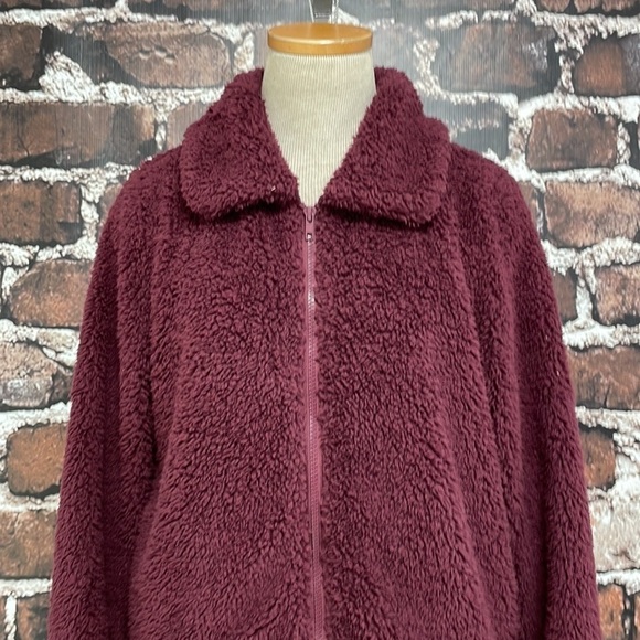 Z Supply NWT Sherpa Fleece Full Zip Jacket Coat Maroon Size Small Sweatshirt - Picture 6 of 14